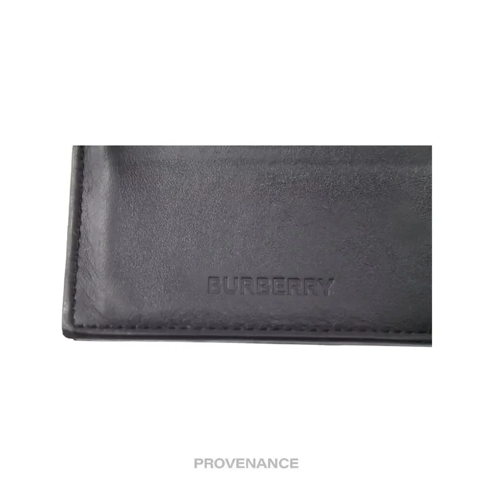 🔴 Burberry Bifold Wallet - Nova Check